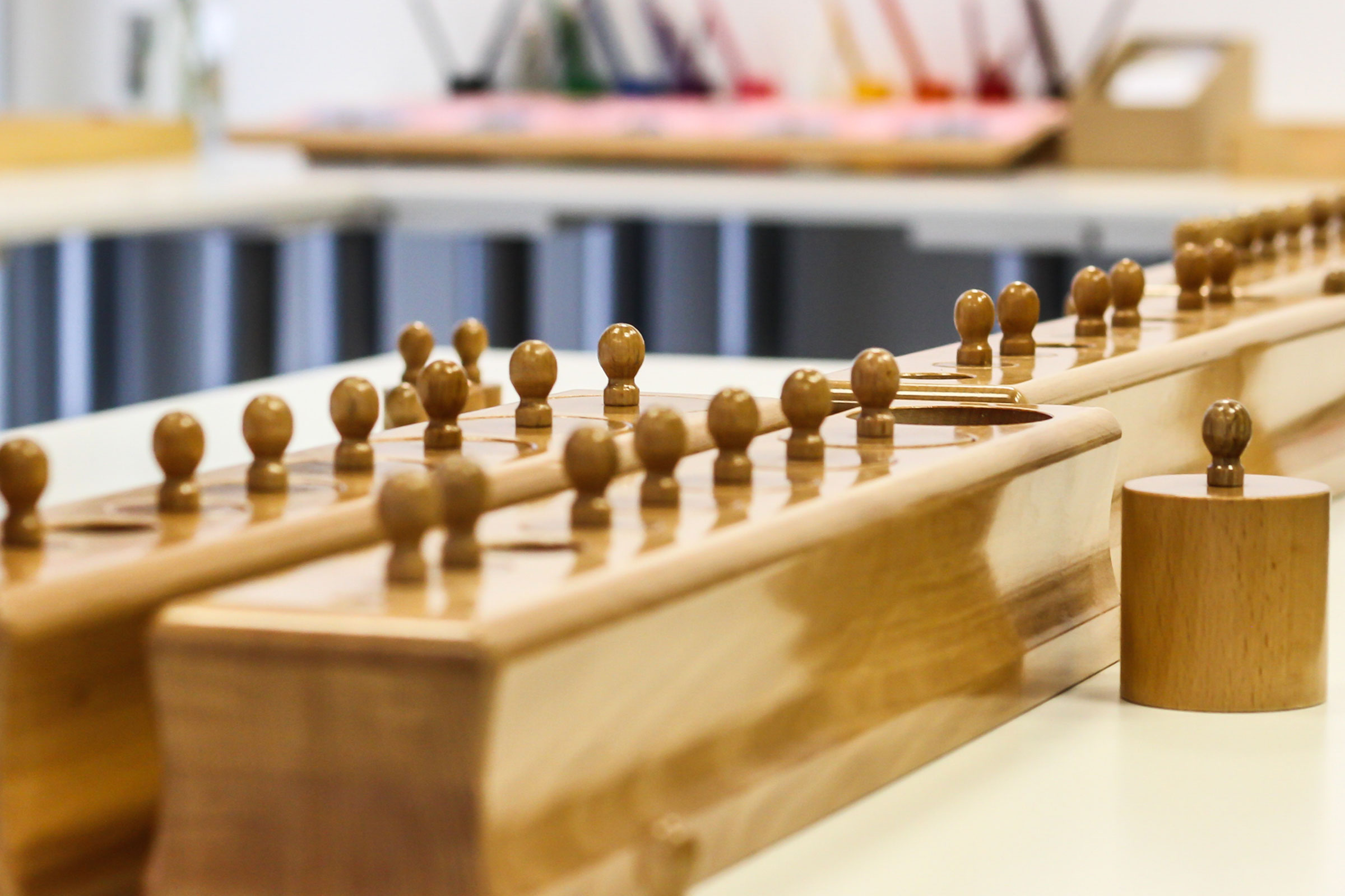Montessori cylinder block material