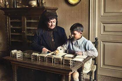 Maria Montessori and boy Barcelona 1916